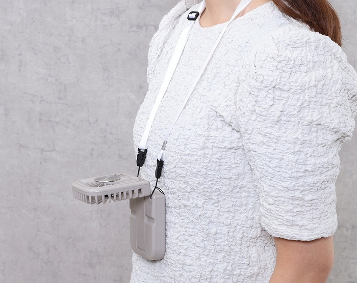 1.ネックファン