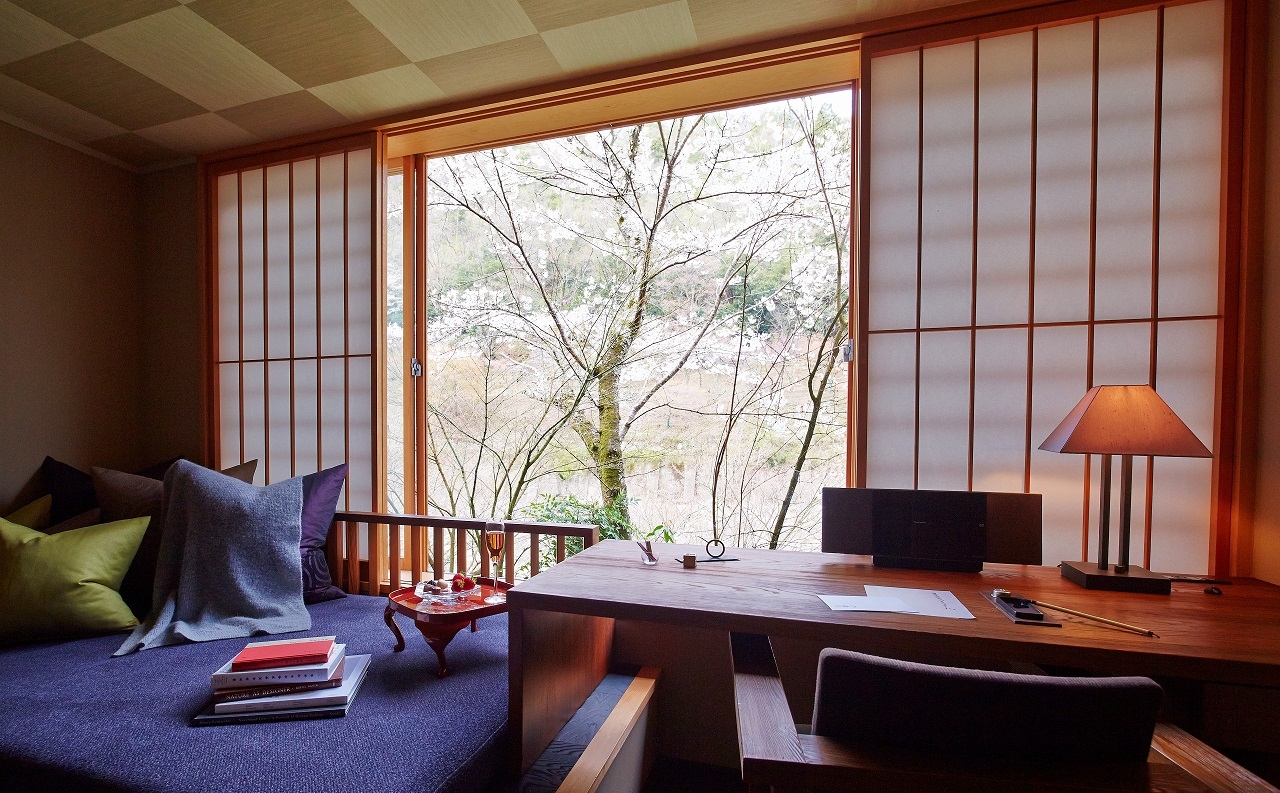 星のや　喧噪を忘れて過ごす 悠々自適なおこもり滞在プラン販売開始 ～お部屋にこもってのんびりゆったり心と体のメンテナンス旅～　期間：2020年3月13日～