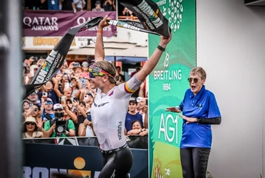 プレシジョンサポート選手であるソールヴァイ・ルーセト選手がIRONMAN世界選手権に初出場して初優勝しました！（最年少優勝記録を39年ぶりに更新）