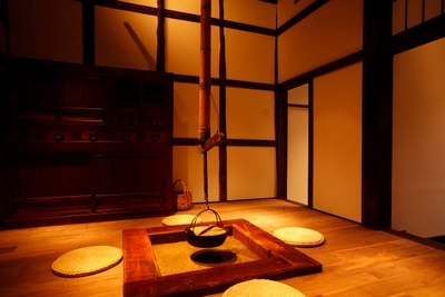 宗家の囲炉裏の間