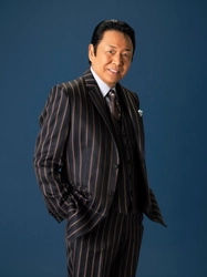 「俺は、メタルに生きる?!」 山本譲二、盟友・吉 幾三ことIKZOプロデュースのメタル楽曲『言論の自由』をリリース！ 業界を賑わす“メタル化計画第2弾・ギターコンテスト”のグランプリ受賞者も発表！