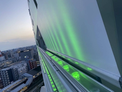 a6x7GcuADIGM60zizt2C.jpg?w=940&h=940