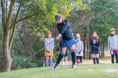 a7yuyKQdekAugNrDBdGZ.jpg?w=940&h=940