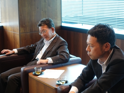 aD8Qb5QzJe88f4xqjOqD.jpg?w=940&h=940