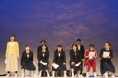 aLEzs1ixHCuiUniOy002.jpg?w=940&h=940