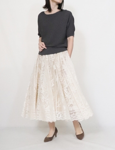 aMohH7DgqSUL42DvrXZe.jpg?w=940&h=940