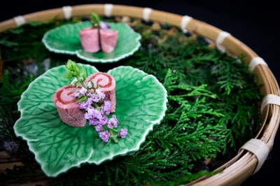 aMu6elHx2Dn9RzK7KuLt.jpg?w=940&h=940