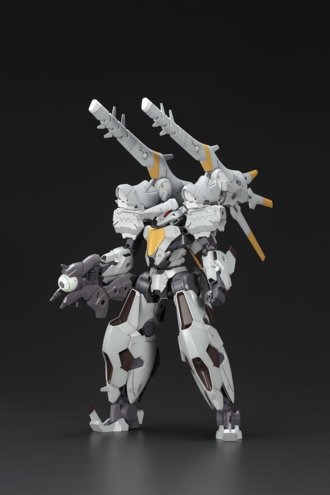 JX-25F ジィダオ」の機体カラーを変更し、 新規造形のウェポンパーツを