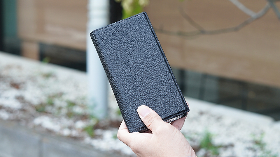 上質な質感の手帳ケース01