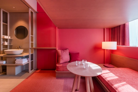 toggle hotel suidobashi は「Dezeen Awards 2021」 を受賞しました。