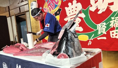 迫力満点のマグロ解体ショー（2026年1月撮影）