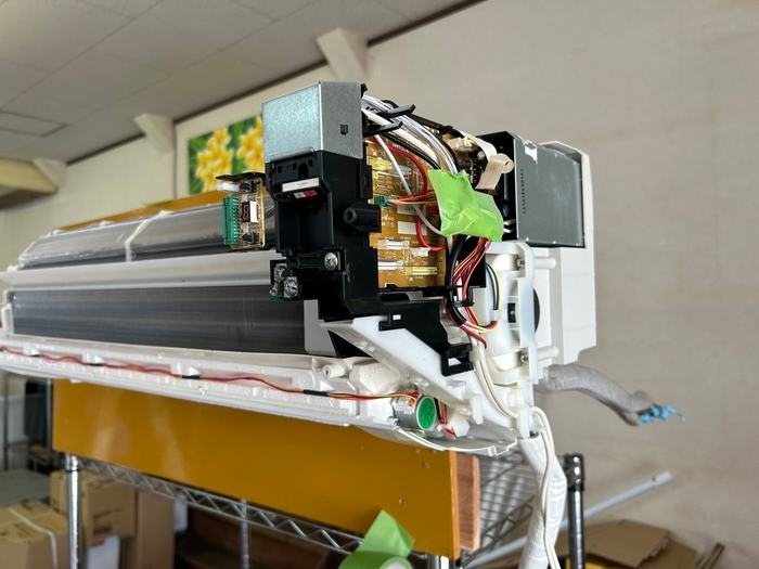 エアコン洗浄の様子