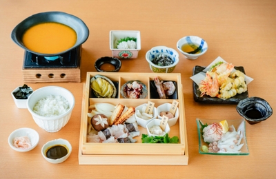 淡路島鱧と島の幸のうに鍋コース 　14,850円（税込）