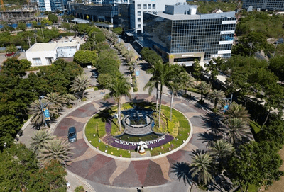 aaNWy7yOlcCle7YduWvO.png?w=940&h=940