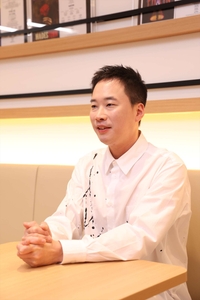 aaVotNrbn4vg7VDA2dH3.JPG?w=940&h=940