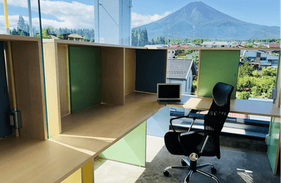 aevC5qocWzbUBa7dDpVm.png?w=940&h=940