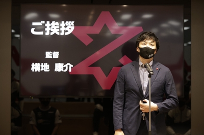 ak2kv19bLIY7zM28Ciek.jpg?w=940&h=940