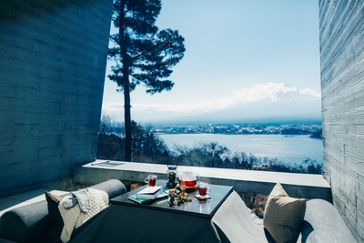 akzA73PrDnAjOWjY5x4K.jpg?w=940&h=940