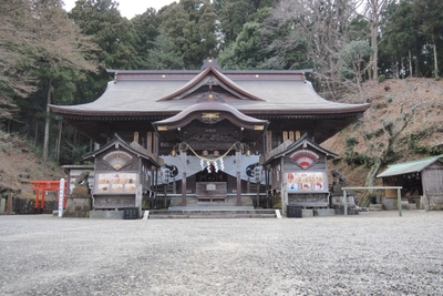 1300年以上の歴史と温泉の御恵みのある『温泉神社』