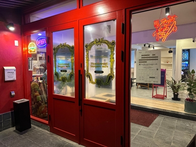 asiy6QliaMN5GprwTDzM.jpeg?w=940&h=940