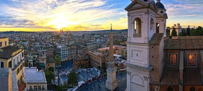 年末年始 旅行予約動向 （2025年12月27日～2026年1月5日出発） 【海外旅行】エジプトが堅調、欧州は前年並み 【国内旅行】北海道 前年比1.3倍、沖縄1.5倍