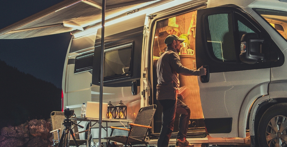 キャンピングカーへの製品取付イメージ