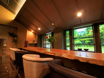 本館にはレコードプレーヤーが置かれたBarも