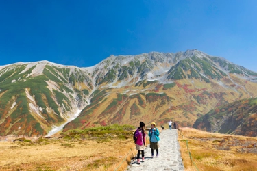 立山黒部アルペンルート、一足早く9月から始まる紅葉シーズンを お得に楽しめる割引きっぷ「秋の早割10」販売中！