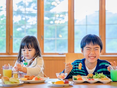 b35xbypbN77Fp8p6drYO.jpeg?w=940&h=940