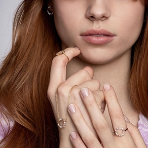 b5Nx5tLfkdhw3Acizz03.jpg?w=940&h=940