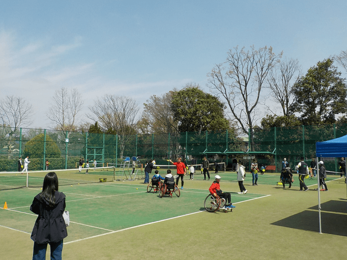 車いすテニス体験(イメージ)
