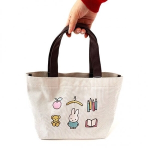 b7GwMbosxUMLfoEHd75K.jpg?w=940&h=940