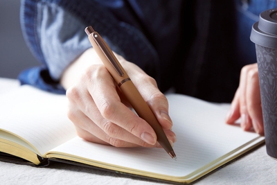 bAEmP97xkRLlL14rj2eB.jpg?w=940&h=940