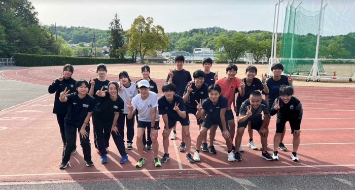 令和6年(2024年)5月に開催された豊岡オリンピックでの陸上競技部の様子