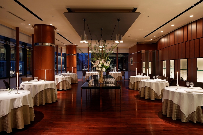 「アルジェント」のダイニング