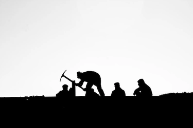 労災の休業補償の会社負担金額は？計算方法や手当について解説！