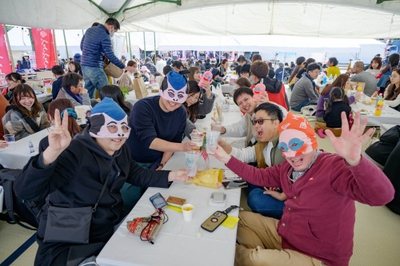 bLbj1KXpGm6DvLApA9FU.jpg?w=940&h=940