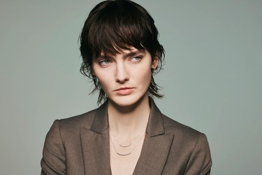 働く毎日に最上級の輝きを　品格を引き立てるオフィスジュエリー