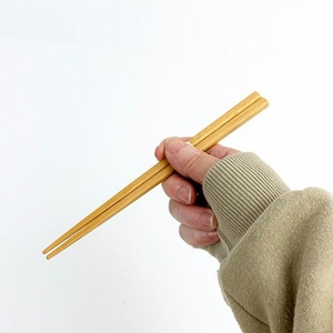 bQPiDeqiLi9Q6sTKtbcL.jpg?w=940&h=940