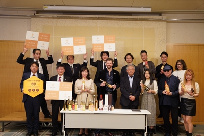 bRhhdwi6rNXQb7CzNMJx.jpg?w=940&h=940