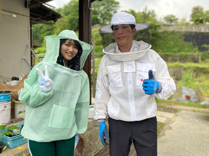 いざ、ハチミツ採取へ!