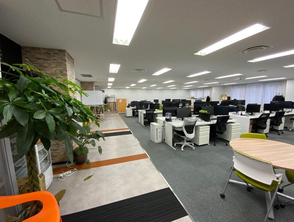 【このオフィス、撮影スタジオ付きです】希少な”スタジオ付き居抜きオフィス”が現在募集中。物件概要についての記事を公開いたしました。