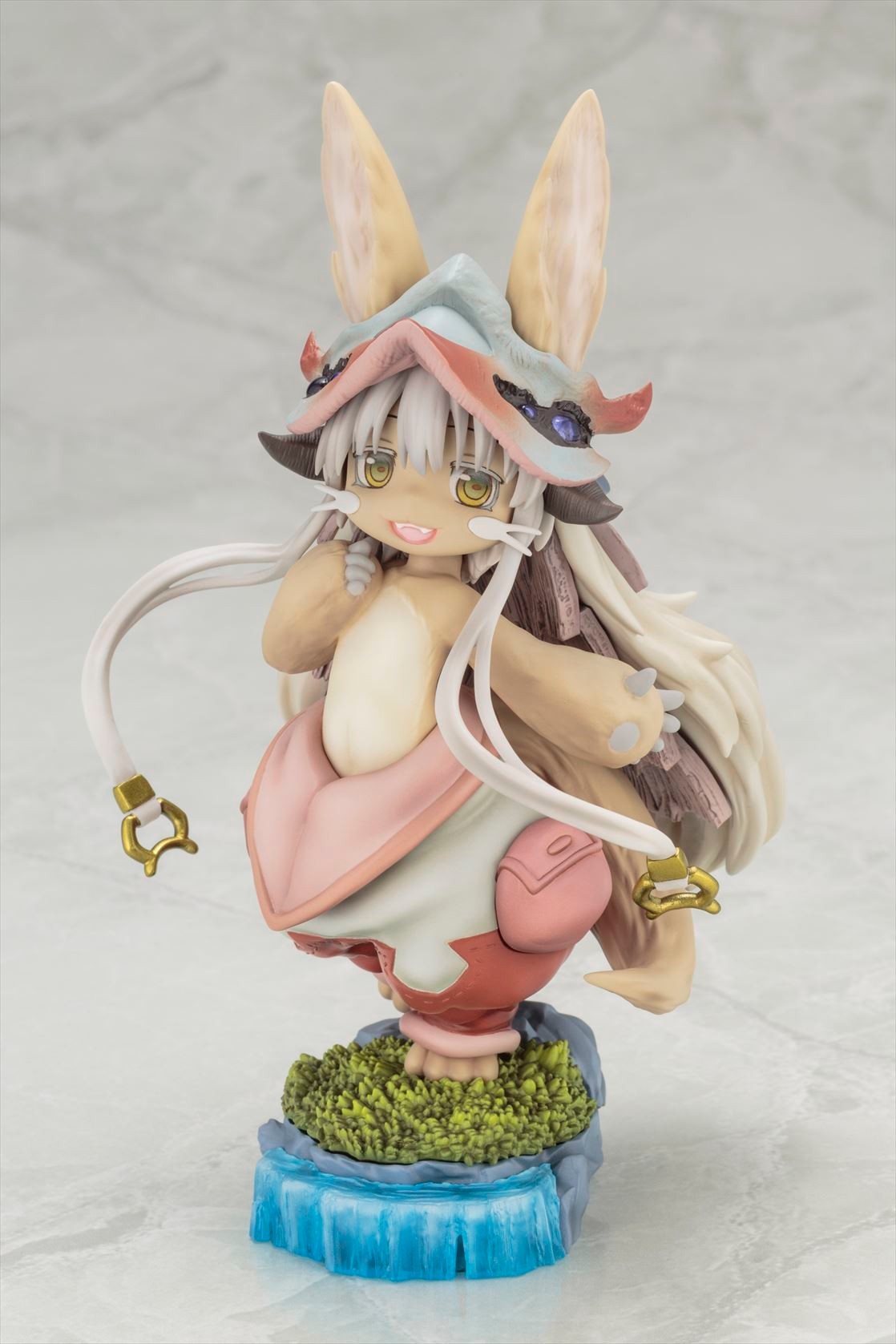 可愛らしい絵柄とハードなストーリーが話題を呼んだ大人気作！ アニメ