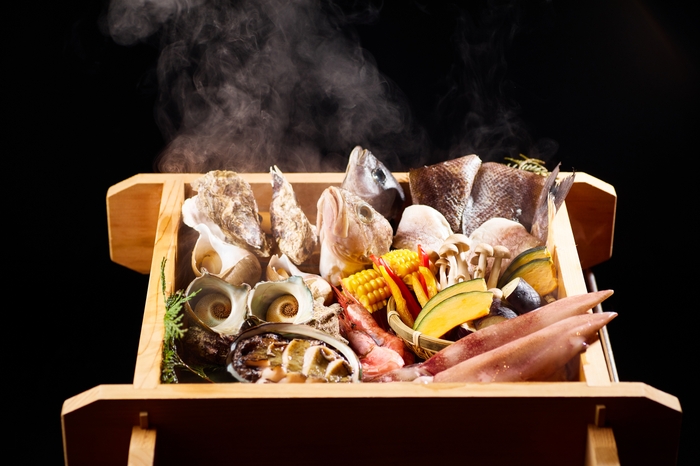 海宝蒸しプラン・大型蒸し器で目の前で蒸しあげる海宝蒸し