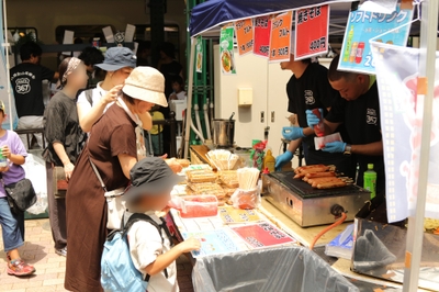 bVdqR7SJoJxO1zR2LoMq.jpg?w=940&h=940