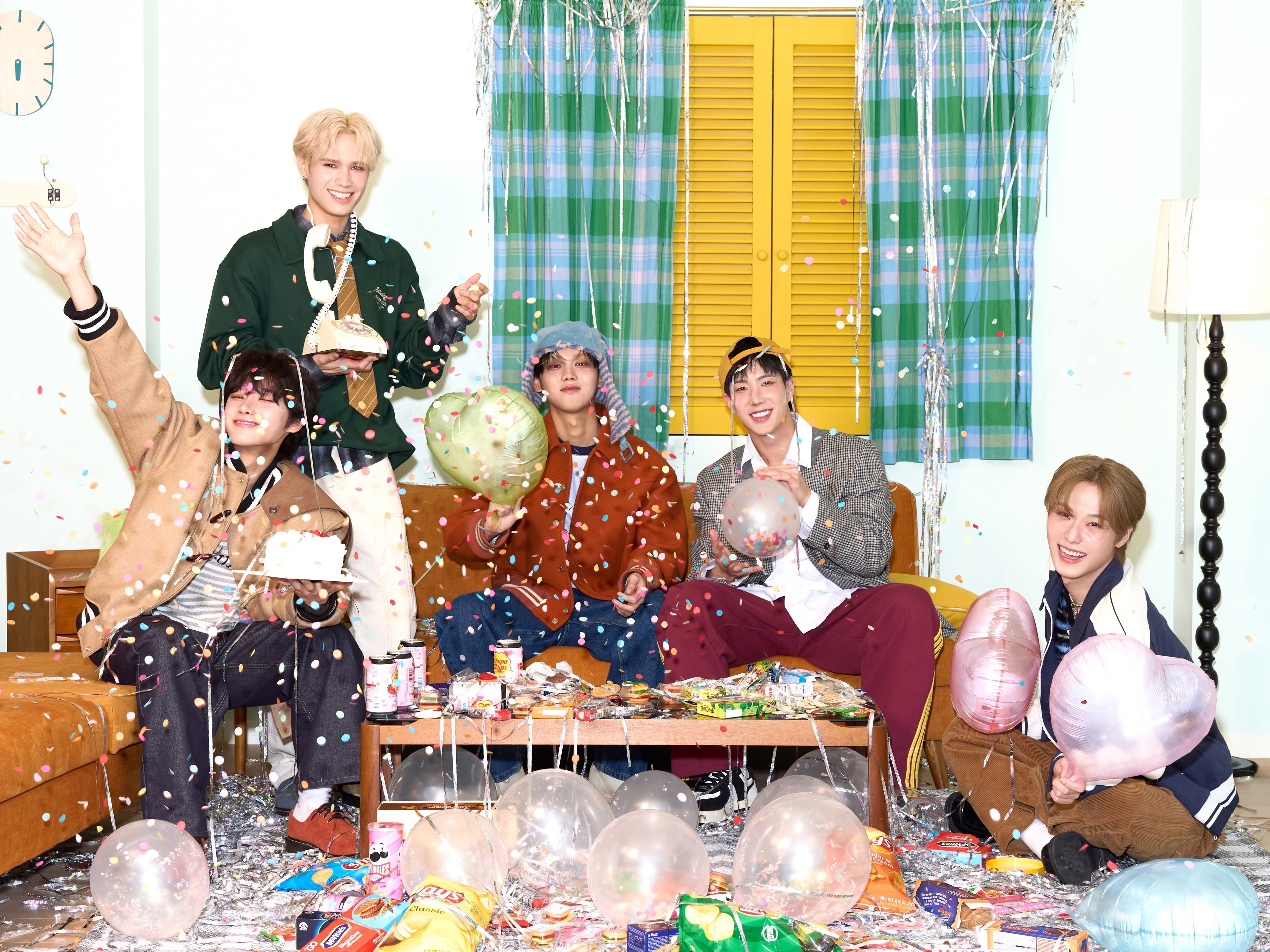 ONE PACT_(c)ARMADA ENT.