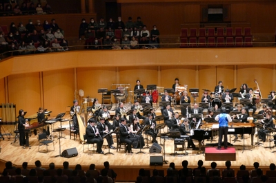 beIh2bYIvj49Iq4vmDdN.jpg?w=940&h=940