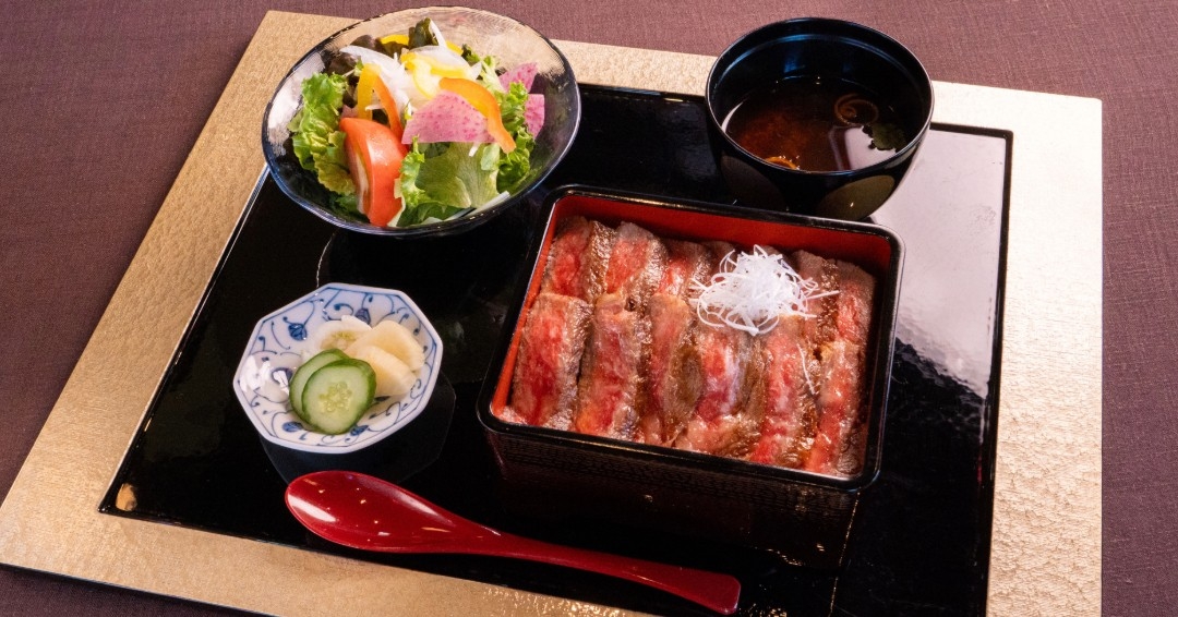 こだわり抜いた淡路牛の絶品料理『-桟敷- 淡路牛三種の冬御膳』10月7日より提供開始【兵庫・淡路島 海神人の食卓】