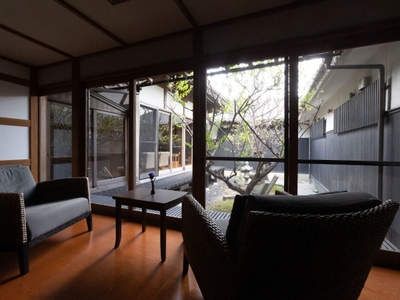 bfyanoZnPvMAFVykXMD1.jpg?w=940&h=940