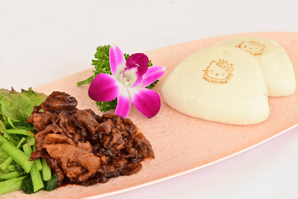 ▲GADENテラス「豚バラ肉の味噌炒め 中華バーンズ添え」